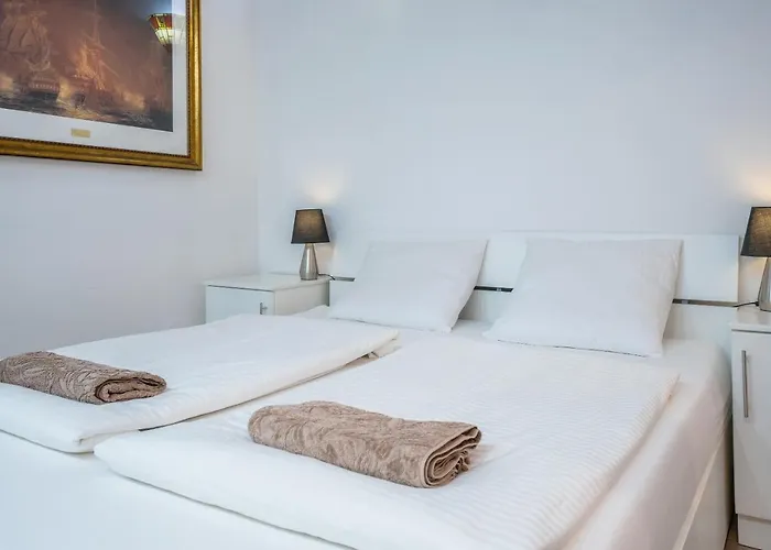 Main Street Deluxe Appartamento La Valletta